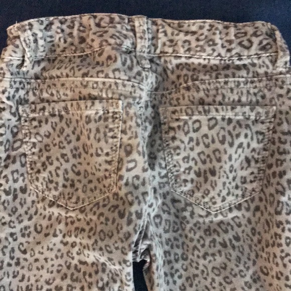 Gap Girls Grey Leopard Print Corduroy Pants - Picture 8 of 8